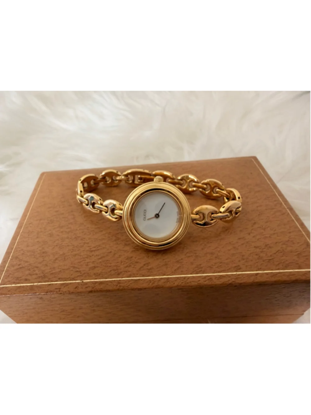 Gucci Interchangeable Bezel Horsebit link Watch, w/ 12 bezels, box & paperwork